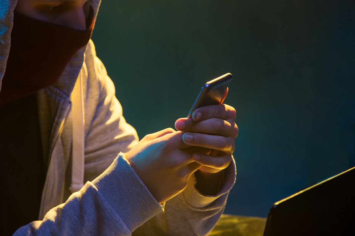 Herramientas para prevenir, detectar y actuar ante un hackeo de facebook e instagram.