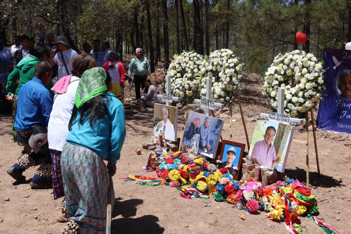Los sacerdotes Javier Campos Morales, “El Gallo”, y Joaquín César Mora Salazar, “Morita”, fueron asesinados en la comunidad de Cerocahui. Fotografía: Óscar Rosales