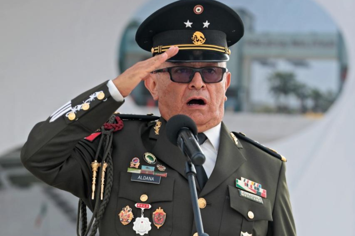 El gobernador Rocha presencia el nombramiento del general de Brigada, Héctor Jiménez Aldana, al frente de la Coordinación Estatal de la Guardia Nacional, en su carácter de comandante de la Tercera Brigada de la Policía Militar.