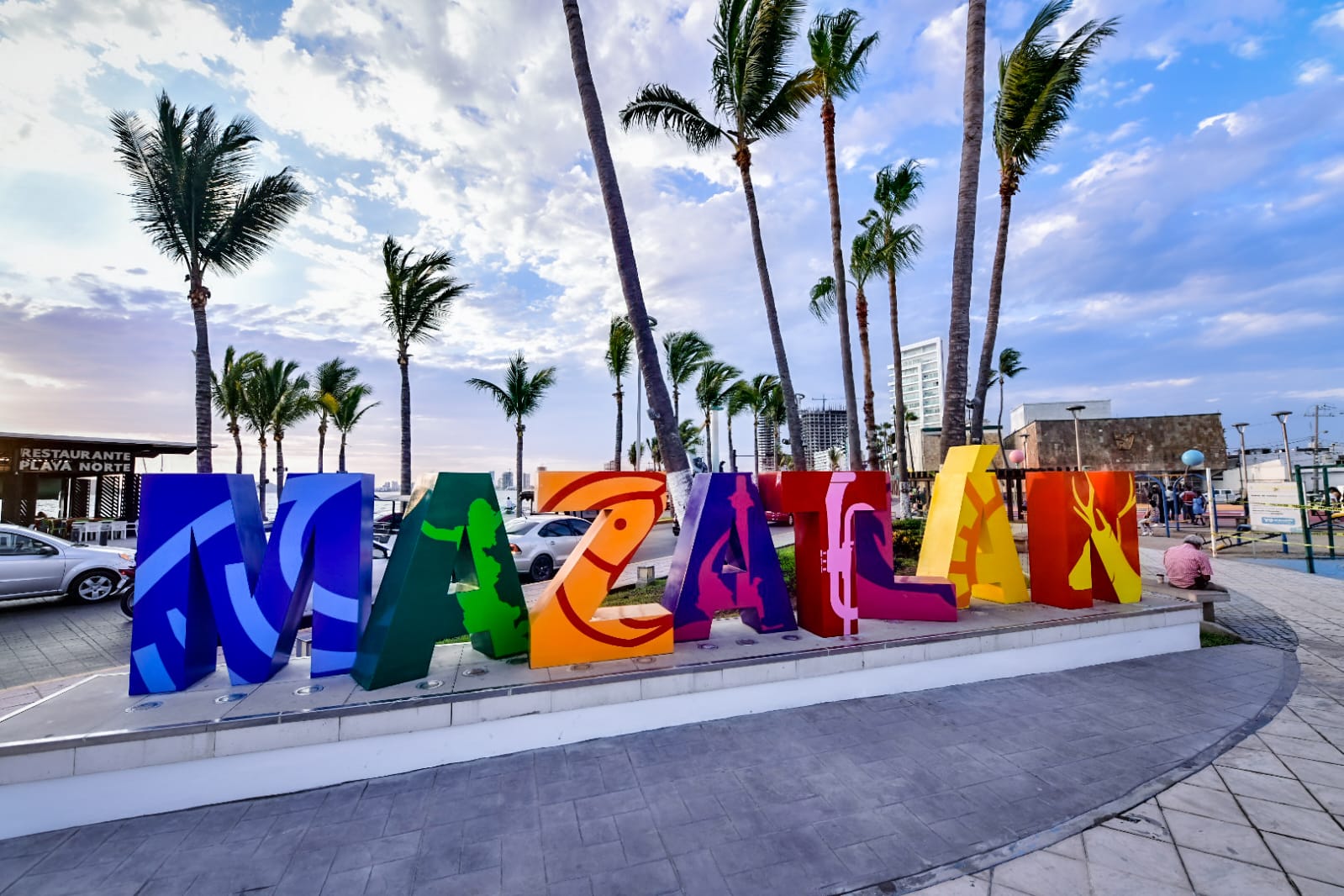 Turistas, Mazatlán, camiones charter, renta vacacional