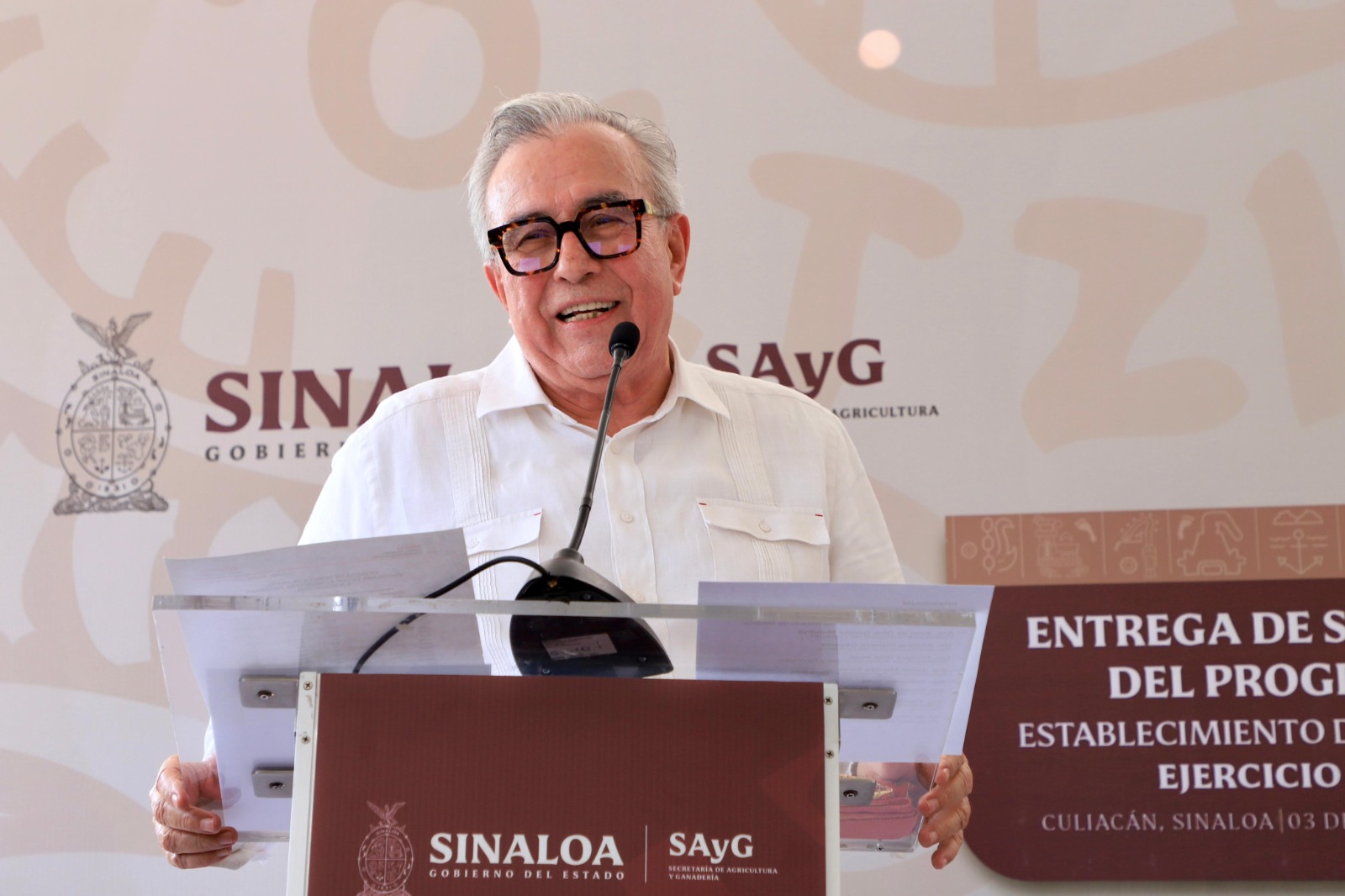 ruben rocha moya entrega de apoyos semillas de pasto forrajero julio 2024