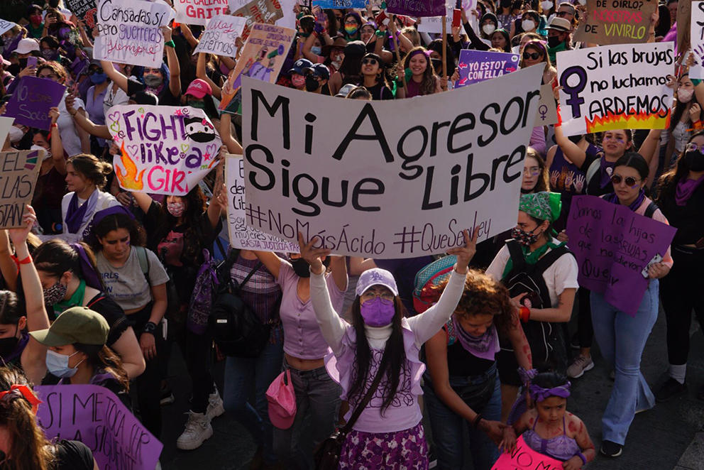 María Elena Ríos, feminicida, ácido