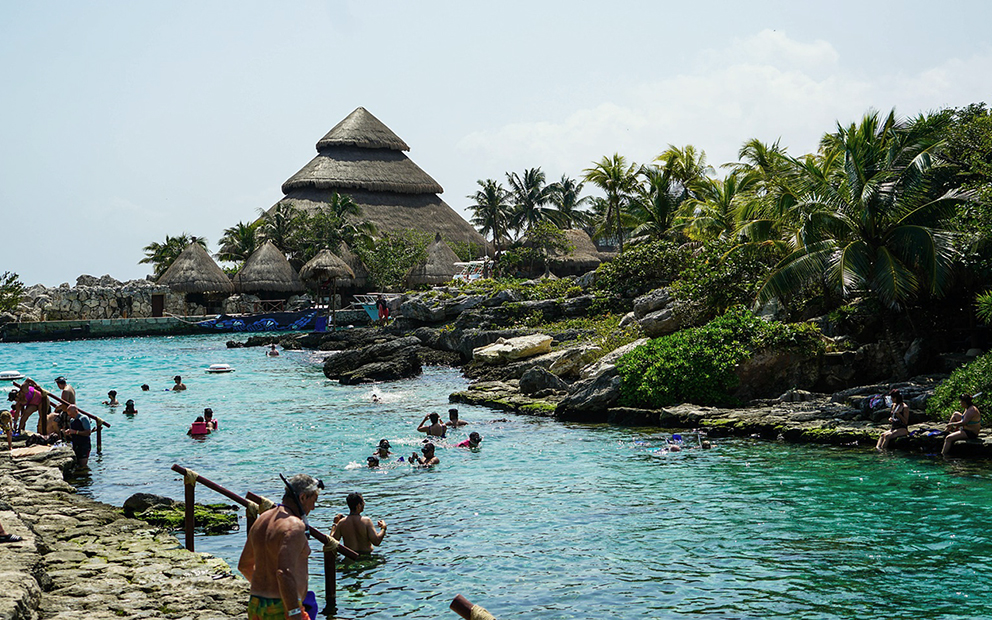 Xcaret, Amparo