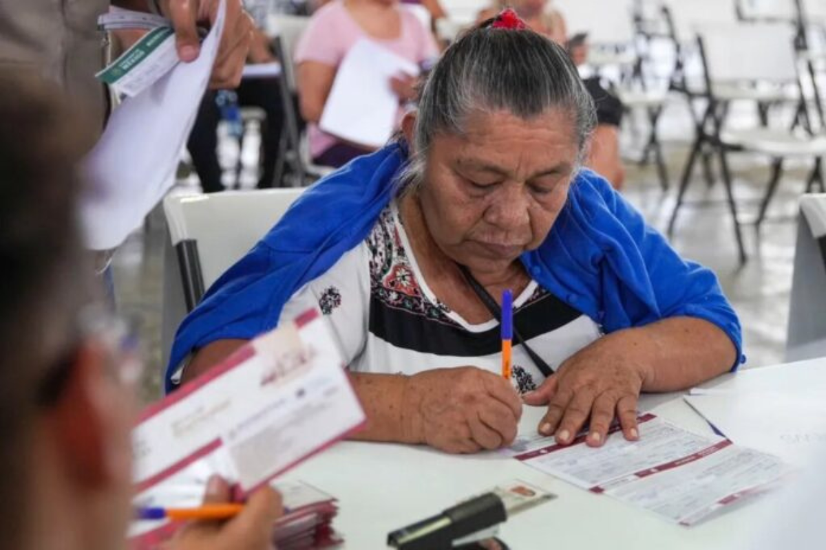 Las pensiones del bienestar para adultos mayores, nueva edad, nueva ley, 2025.