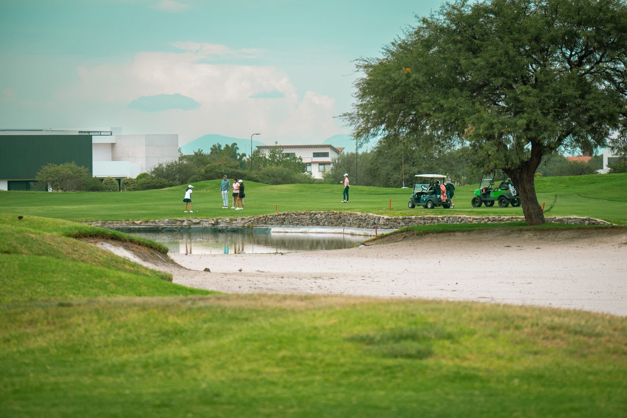 Campos de golf, agua, sequía