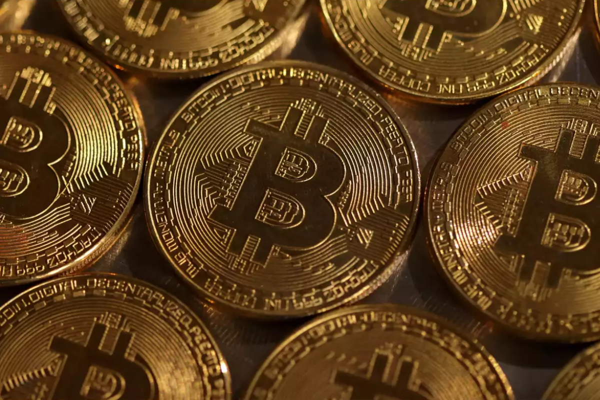 Precio del bitcoin rompe record tras victoria de Donald Trump