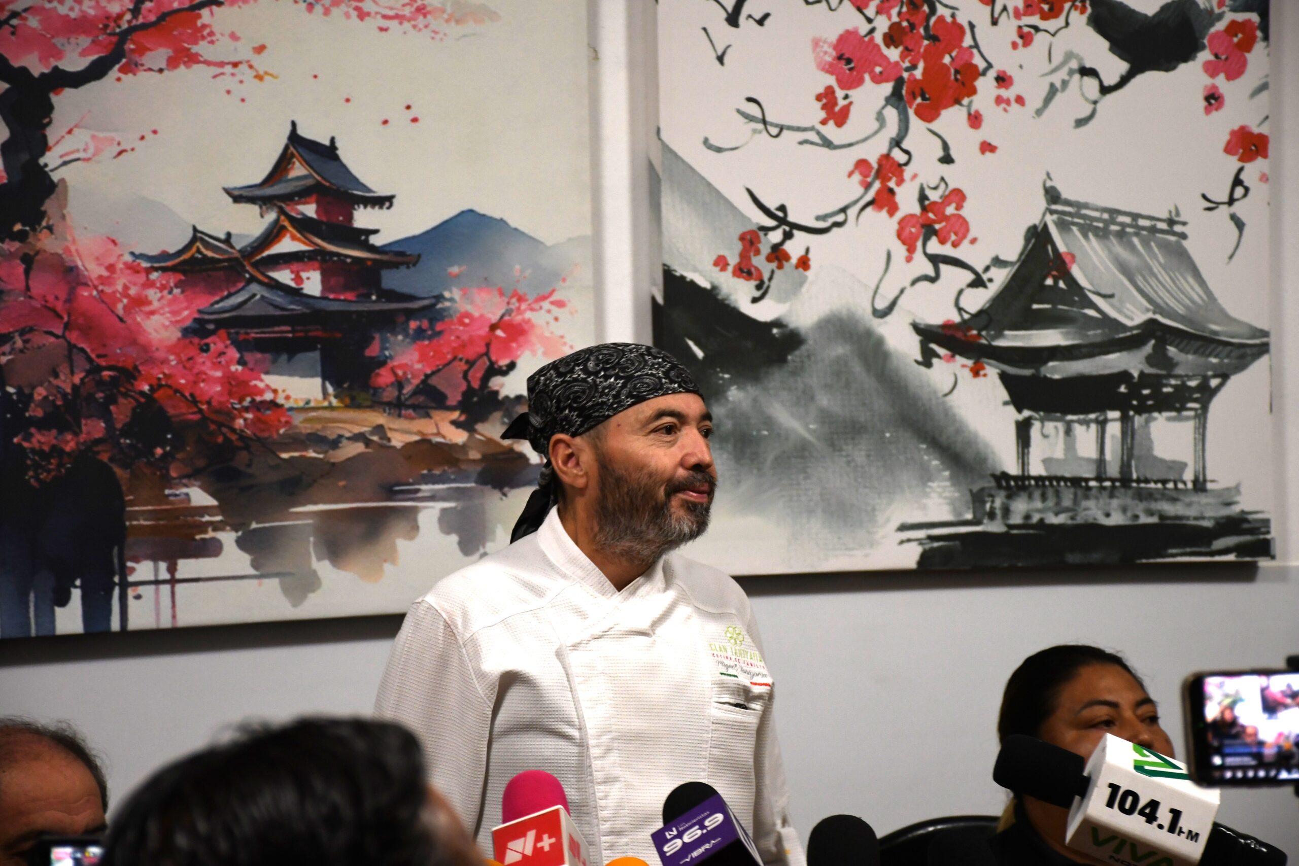 En conferencia de prensa, Miguel Taniyama habla sobre el evento de la Caravana Rescatemos Altata.