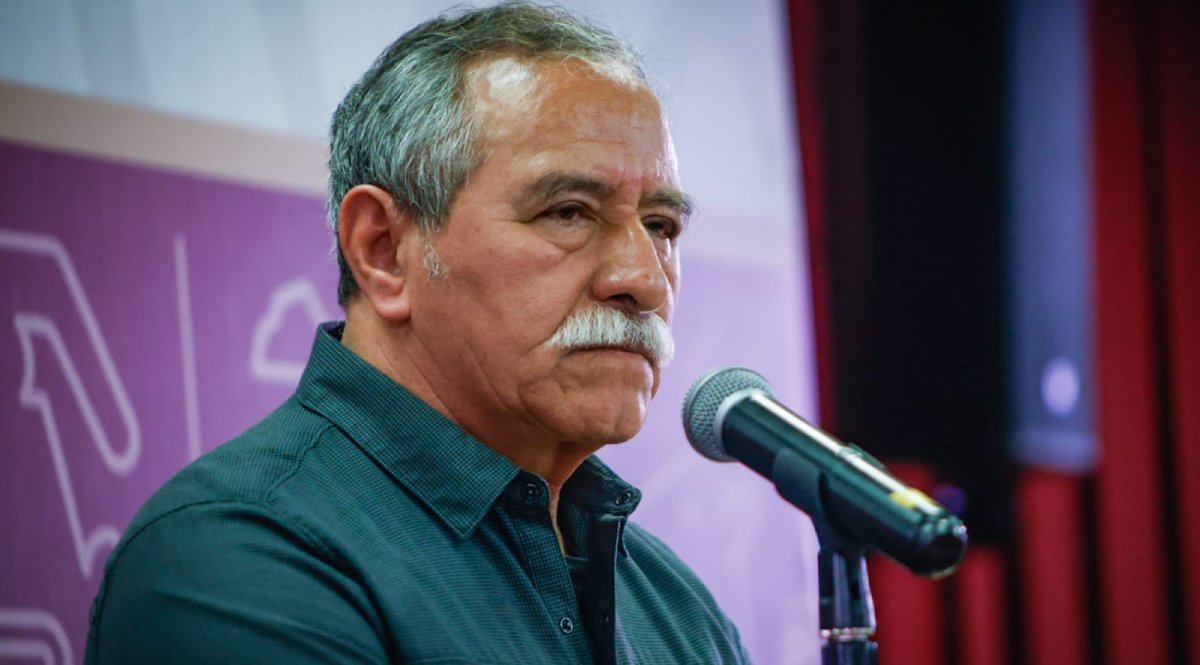 n Sanalona, un enfrentamiento entre grupos armados dejó sin luz a la comunidad. El subsecretario de Seguridad Pública informó que el ejército acordonó la zona y descartó operativos previos al incidente.