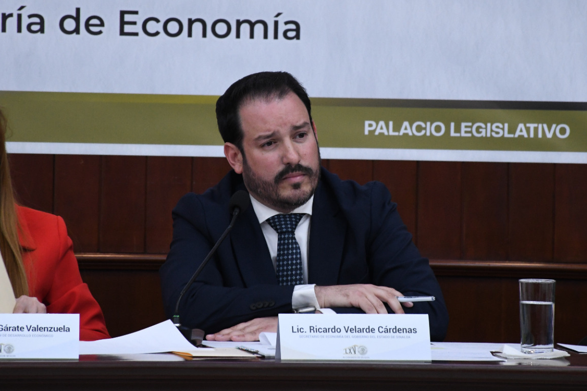 Economía de Sinaloa en foco: Ricardo Velarde minimiza la desaceleración económica mientras diputados exponen cifras preocupantes sobre empleo y consumo.