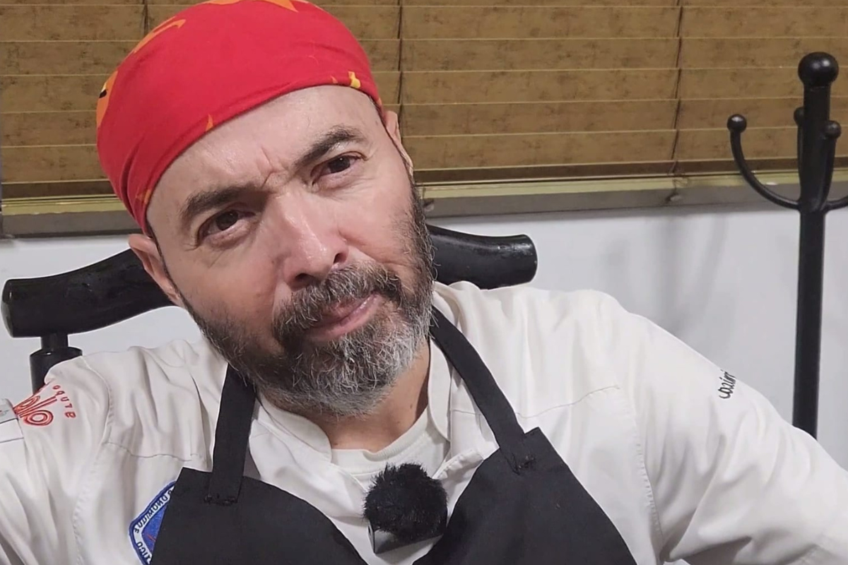 Miguel Taniyama responde al secretario de economía, Ricardo Velarde, sobre los negocios gastronómicos cerrados.