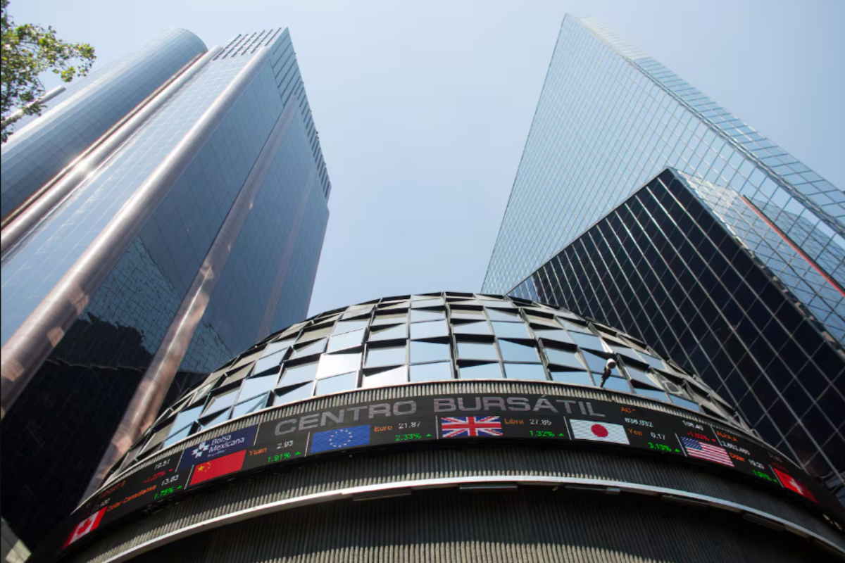 El tono moderado de Trump impulsa mercados globales y fortalece la Bolsa Mexicana, que vive uno de sus mejores días del año.