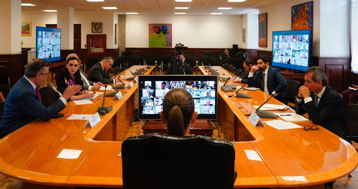 sheinbaum-conversa-empresario-acero-aluminio-aranceles