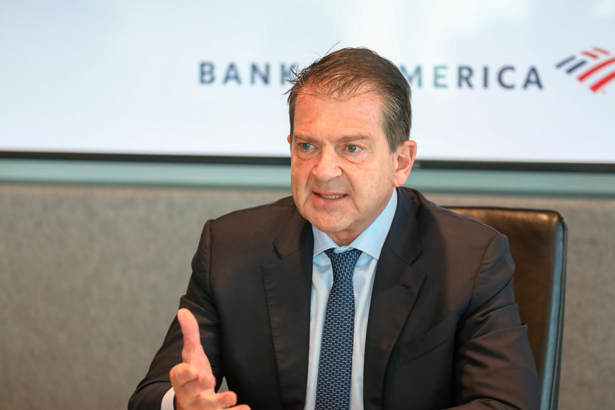 El presidente de la Asociación de Bancos de México, Emilio Romano, advierte sobre el impacto de las sanciones de EE.UU. a Intercam, CiBanco y una casa de bolsa por presuntos vínculos con el crimen organizado.