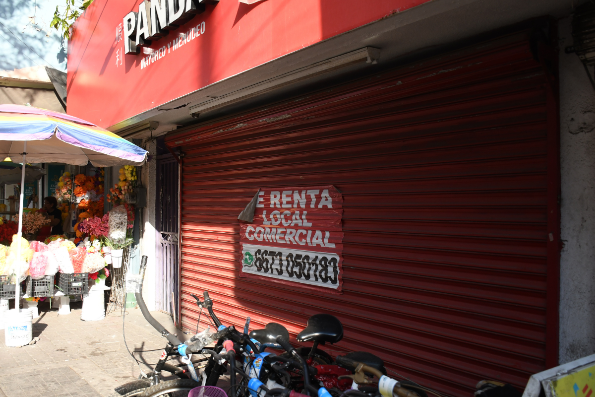 La caída de patrones en Sinaloa (-5%) golpea empleo formal e ingresos públicos. El sector servicios concentra el mayor retroceso, mientras la inseguridad ahuyenta inversiones.