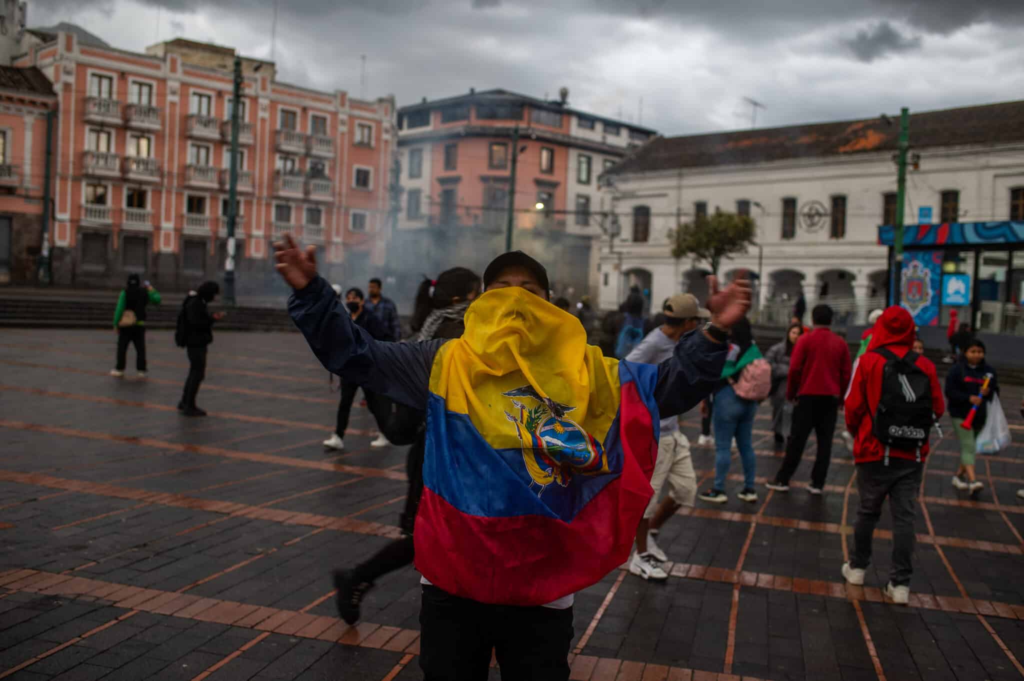 LMF4198-2048x1363 (1)