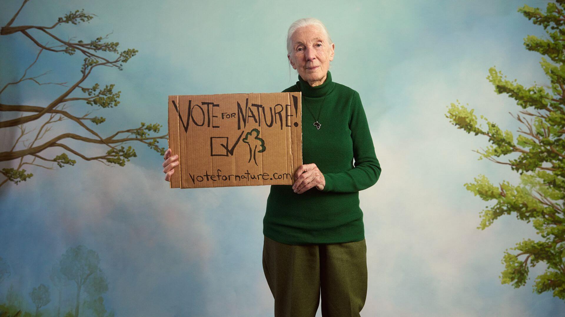 Jane Goodall promoviendo la campaña «Vota por la Naturaleza», realizada en 2024 para elegir líderes que protejan la naturaleza. Foto: cortesía del Instituto Jane Goodall