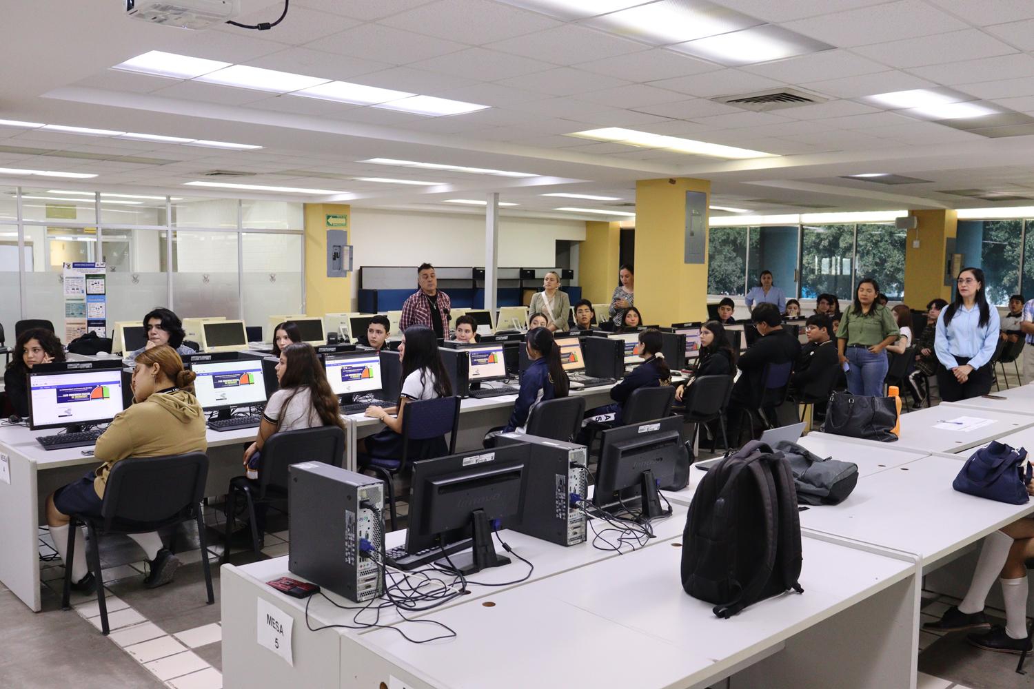 BIBLIOTECA CENTRAL CONCURSO ESTATAL DE MICROSOFT (24)