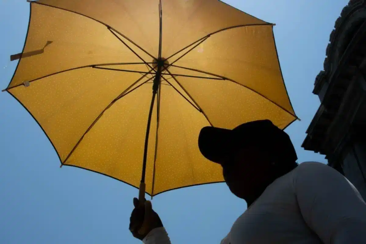 Mientras Los Mochis disfruta de un día soleado y estable, el frente frío número 13 avanza por el norte del país y podría traer un ligero descenso térmico el fin de semana.