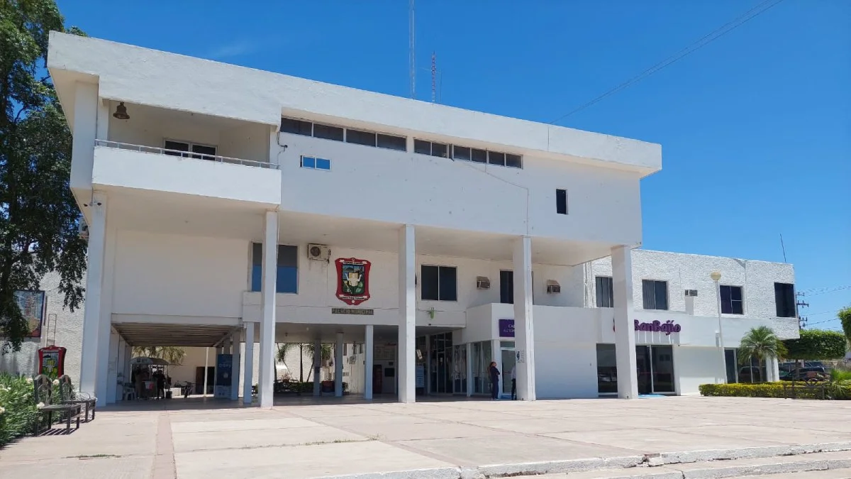 Luego de que se documentara contenido sobre apuestas y el casino Midas, el Ayuntamiento de Salvador Alvarado borró publicaciones sin ofrecer explicación pública.