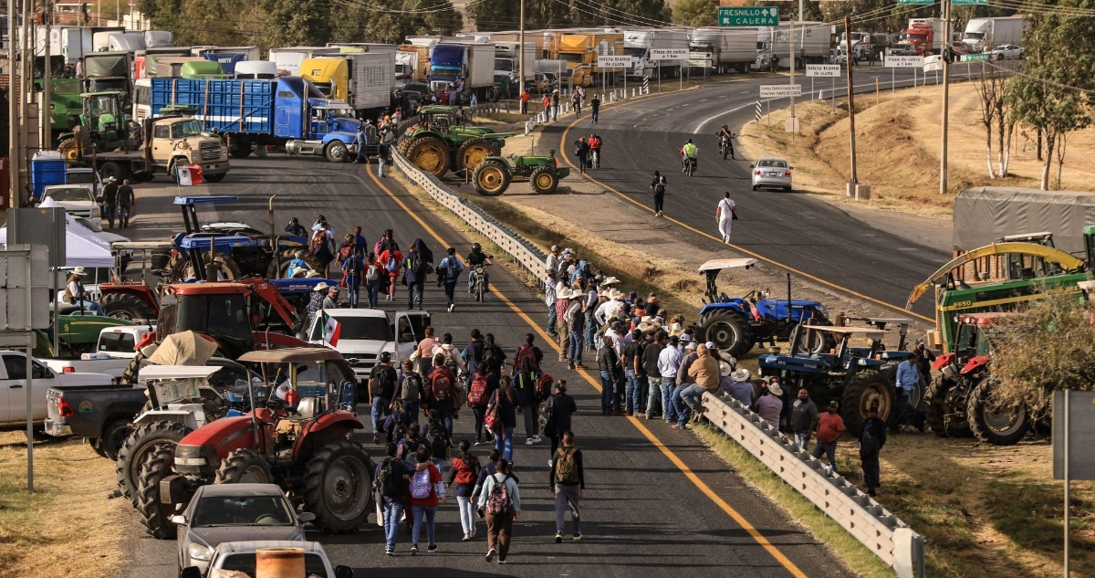 bloqueos-cierres-agricultores-maiz-carreteras-vias-vialidades