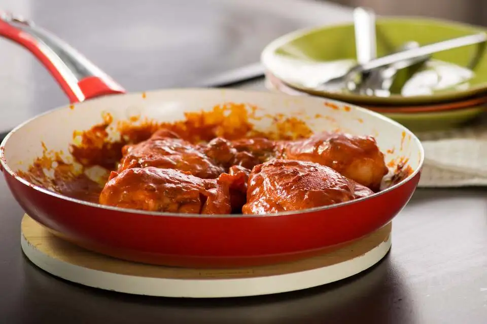 Pollo al achiote, ensalada de manzana y pescado empapelado forman parte de estas recetas navideñas prácticas y tradicionales en Sinaloa.