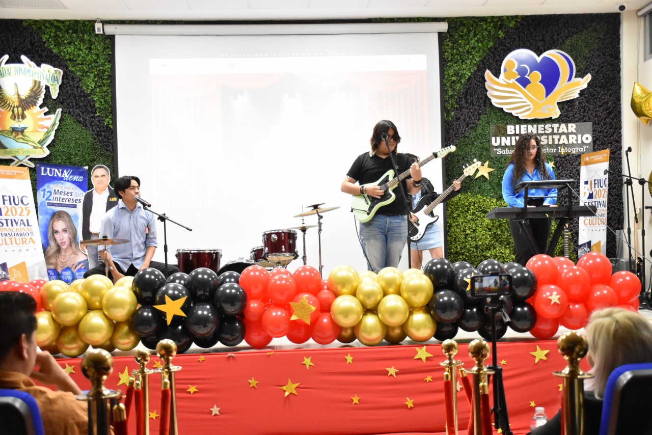 UBU BRILLANDO CON LA UAS (1)