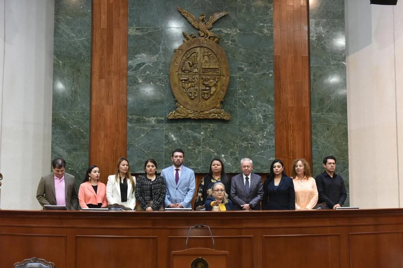 En sesión solemne, el Congreso de Sinaloa cerró el Primer Periodo Ordinario y designó a la Diputación Permanente que operará durante el receso legislativo.