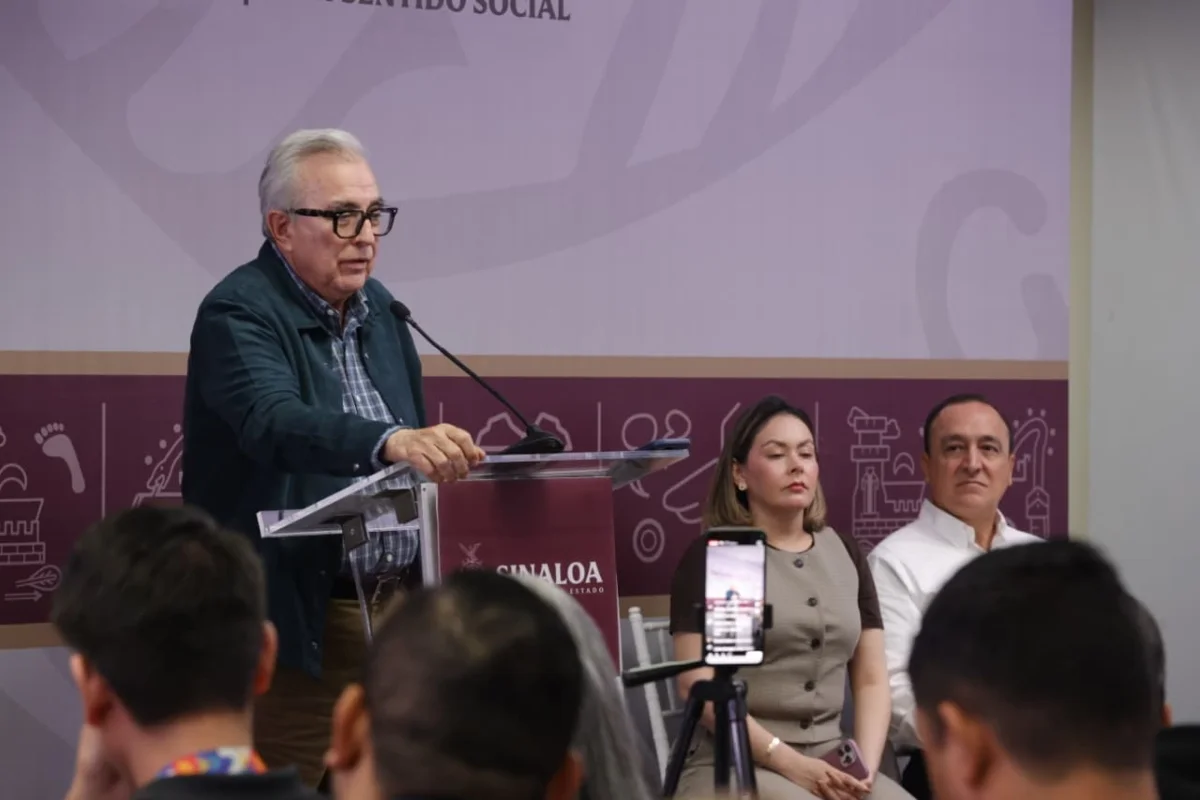 semanera-nuevo-esquema-política-sinaloa-rocha-moya