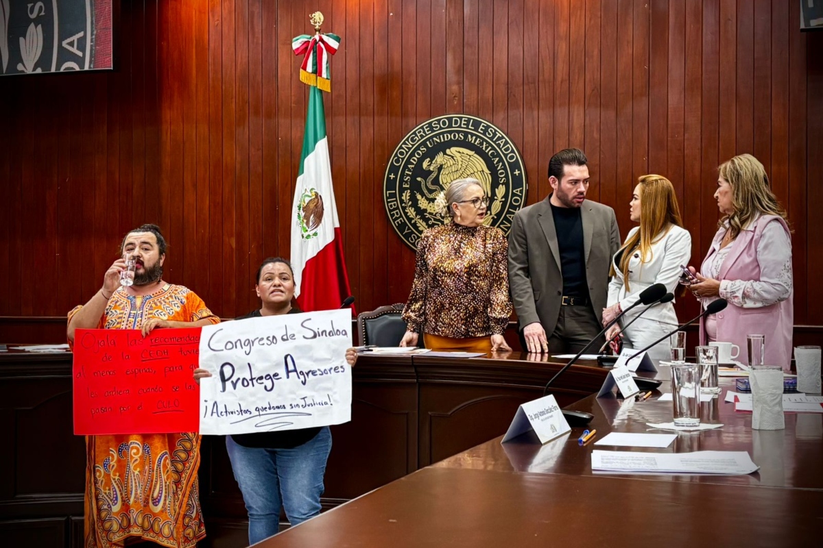 manifestacion-ximena-con-x-dignora-valdez