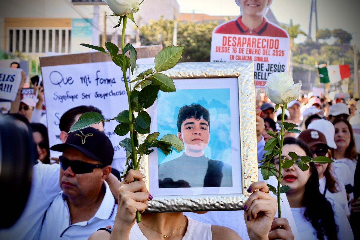 ricardo-mizael-culiacan-marcha